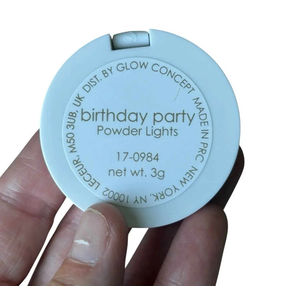 Winky Lux Powder Lights NIB Shade: Birthday Party .10 oz NEW